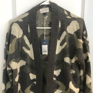NWT Camo cardigan
